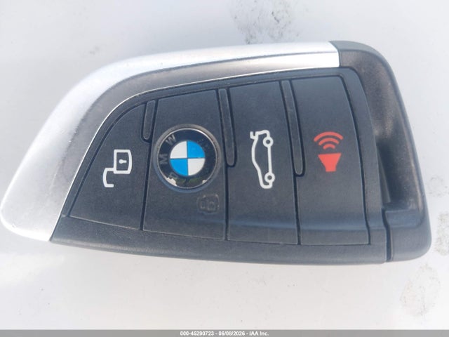 2023 BMW 330I — миниатюра 11