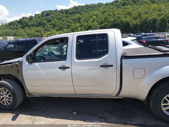 2015 Nissan FRONTIER SV — миниатюра 15