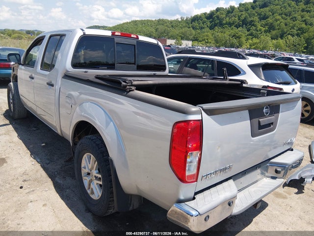 2015 Nissan FRONTIER SV 照片 3