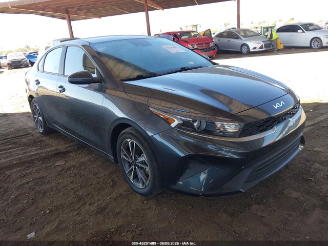 2022 KIA FORTE LXS