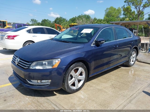 2015 Volkswagen PASSAT 1.8T LIMITED EDITION — миниатюра 2