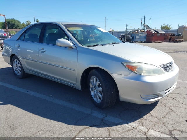 2002 TOYOTA CAMRY XLE