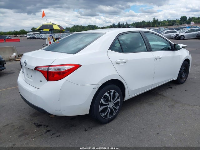2015 Toyota COROLLA LE — фото 4