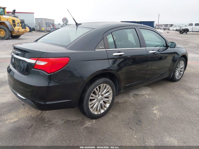 2011 Chrysler 200 LIMITED 照片 4