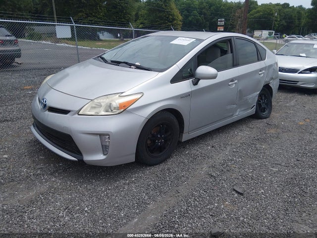 صورة 2 لـ 2014 Toyota PRIUS