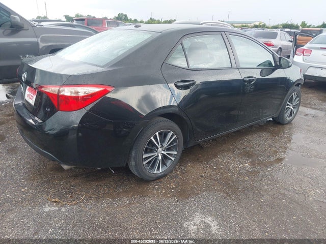 2017 Toyota COROLLA LE — фото 4