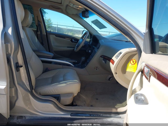 صورة 5 لـ 2001 Volvo V70 XC
