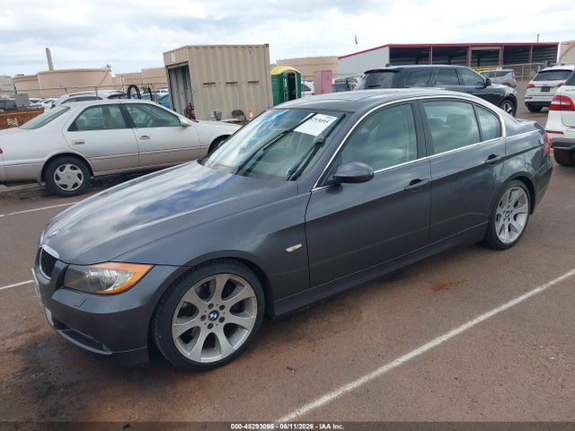 2006 BMW 330I photo 2