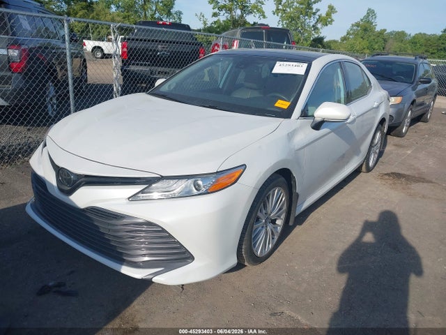 2019 Toyota CAMRY XLE — фото 2