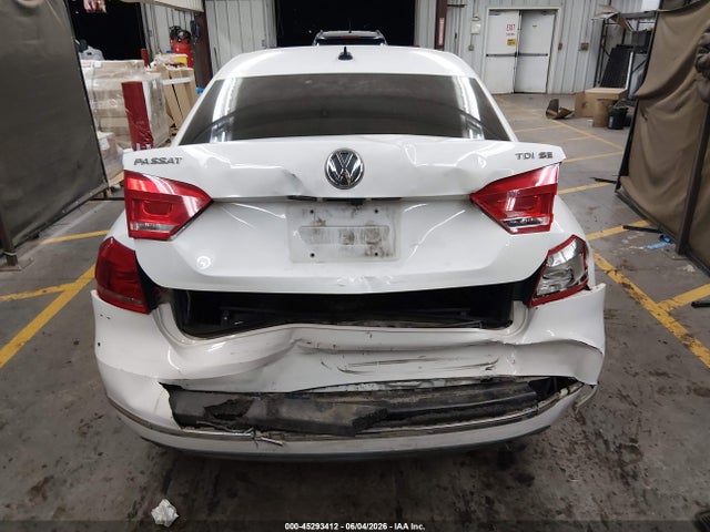 2015 Volkswagen PASSAT 2.0L TDI SE — миниатюра 16
