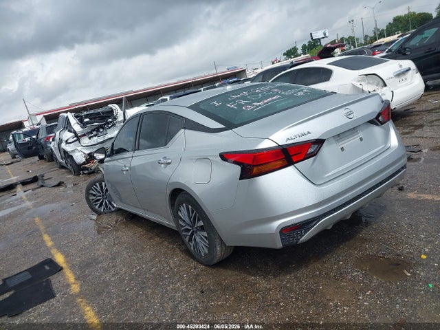 صورة 3 لـ 2024 Nissan ALTIMA SV FWD