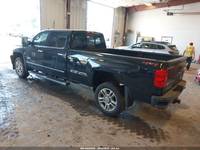 2018 Chevrolet SILVERADO 2500HD HIGH COUNTRY — фото 3