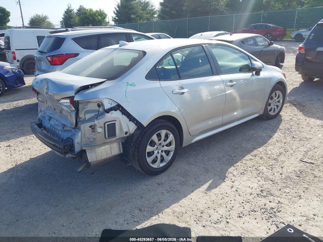 2021 Toyota COROLLA LE — миниатюра 4