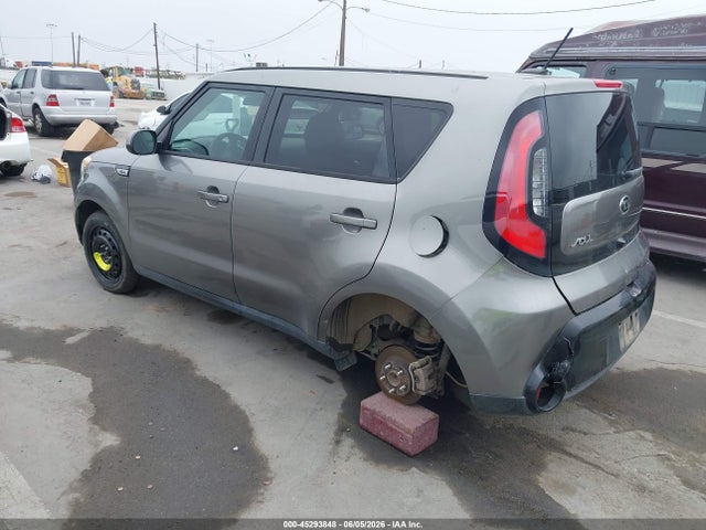 2016 KIA SOUL + 照片 3