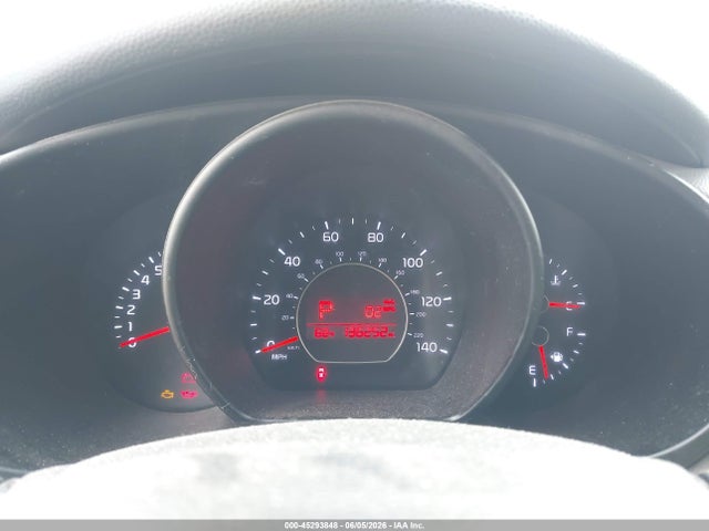 2016 KIA SOUL + 照片 7