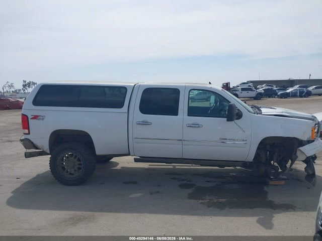 2011 GMC SIERRA 2500HD DENALI — миниатюра 13