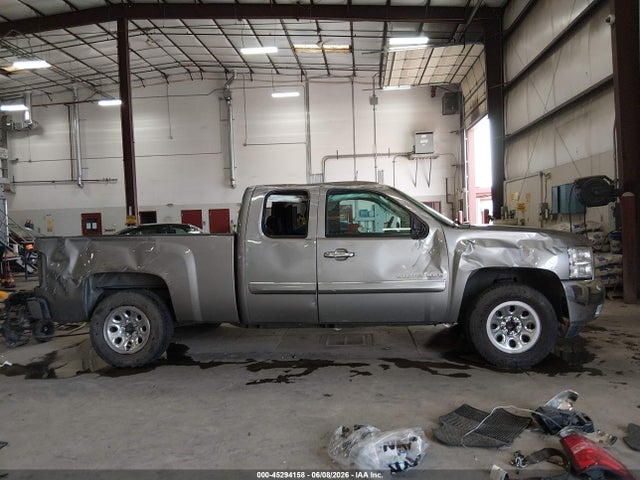 2013 Chevrolet SILVERADO 1500 LT — миниатюра 14