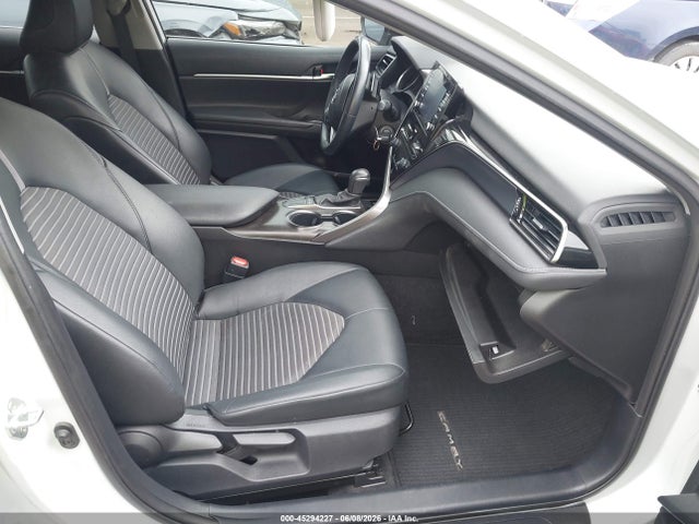 صورة 5 لـ 2022 Toyota CAMRY SE