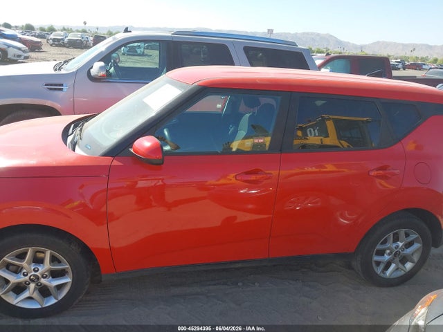 2021 KIA SOUL S thumbnail 14