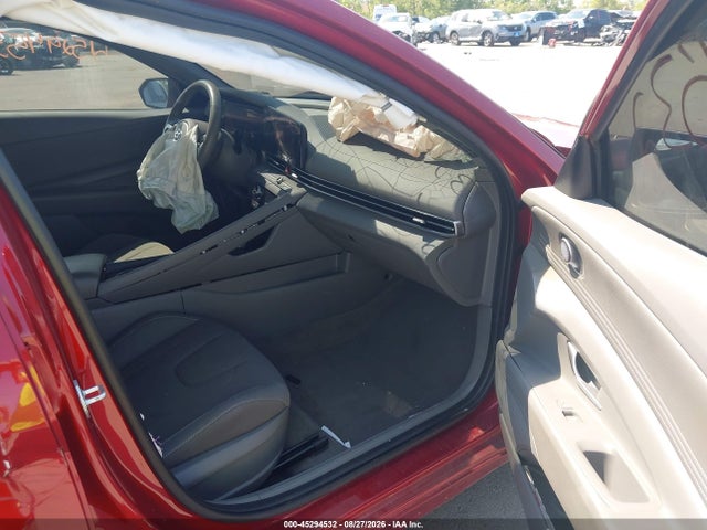 2023 HYUNDAI ELANTRA SEL 5
