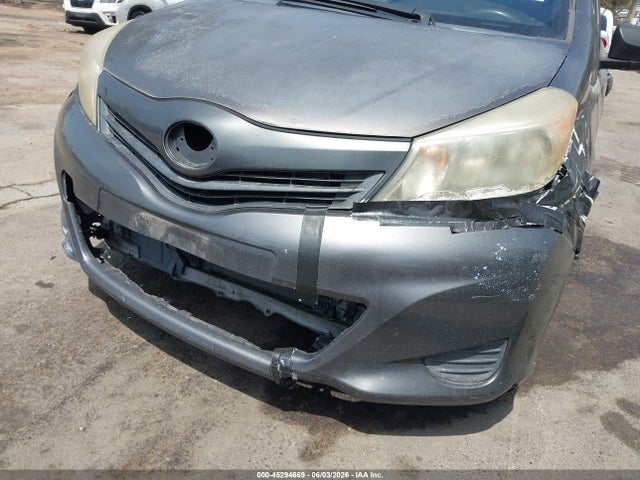 صورة مصغرة 12 لـ 2012 Toyota YARIS LE
