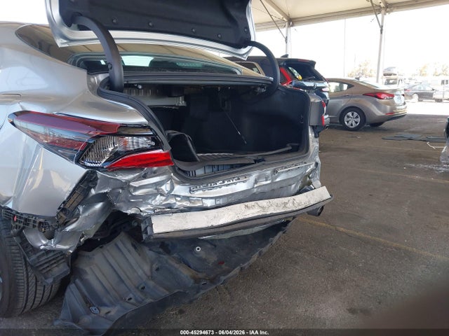 2021 Toyota CAMRY SE photo 6