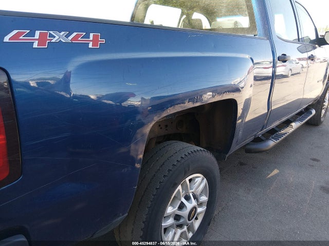 2017 Chevrolet SILVERADO 2500HD WT photo 6