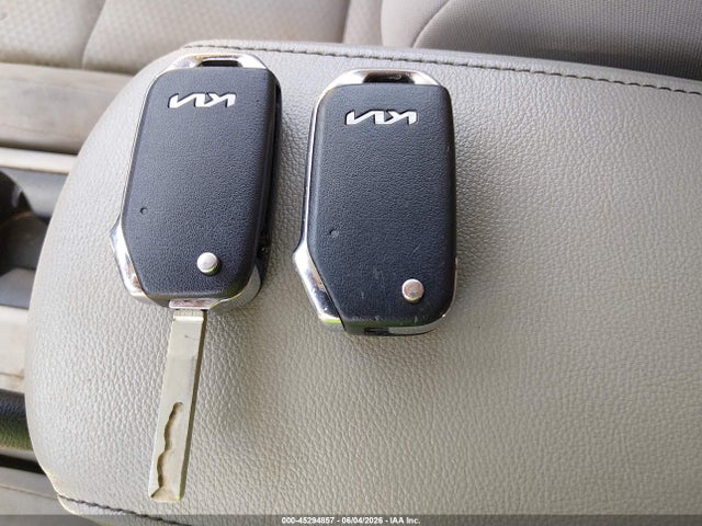 2023 KIA SOUL LX — миниатюра 11