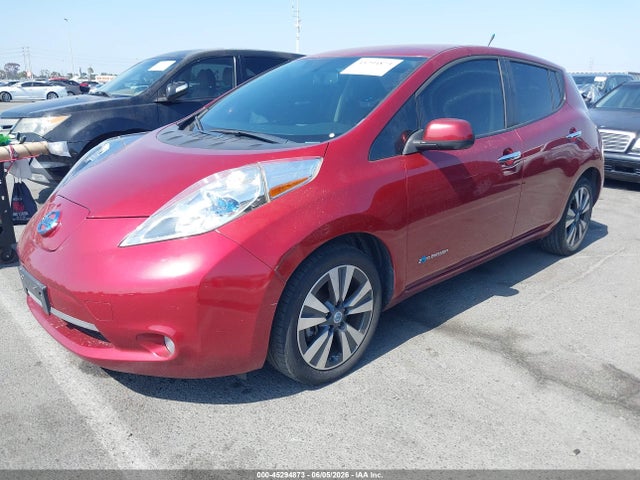 2013 Nissan LEAF SL 照片 2