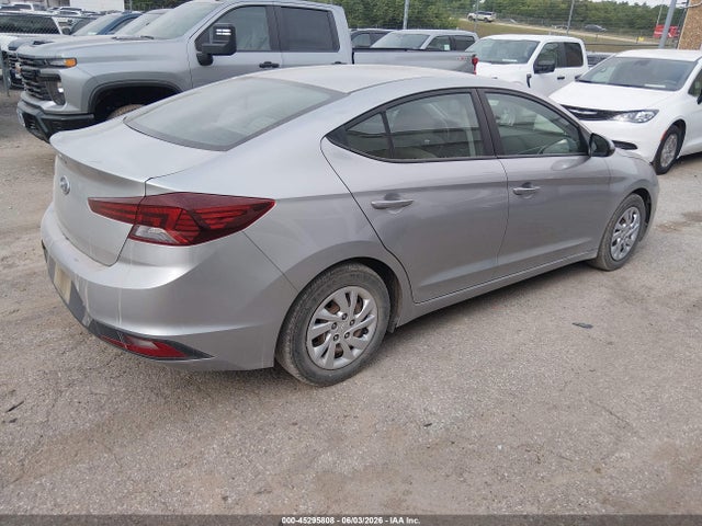 صورة 4 لـ 2020 Hyundai ELANTRA SE