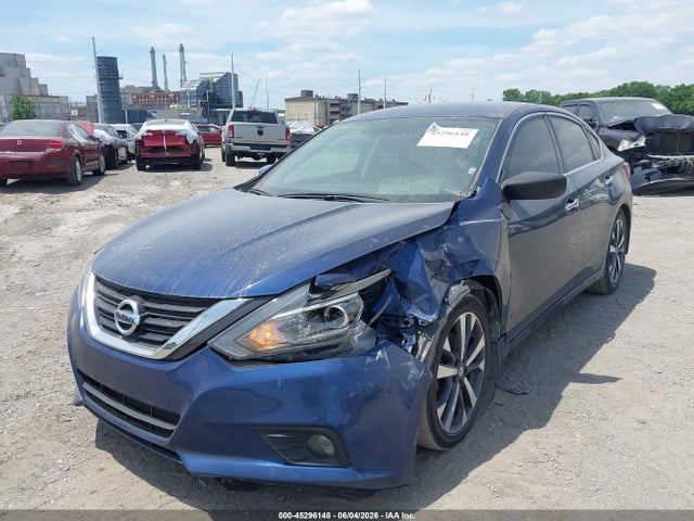 2017 Nissan ALTIMA 2.5 SR — фото 2