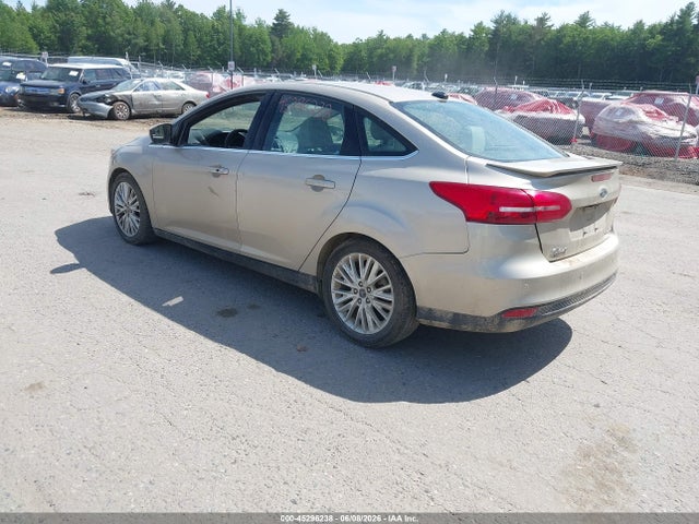 FORD FOCUS TITANIUM - 3