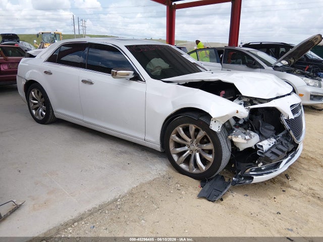 2020 Chrysler 300 LIMITED 照片 1