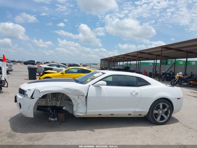 صورة 14 لـ 2011 Chevrolet CAMARO 2LT