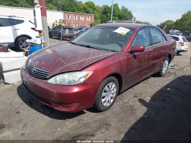 2005 Toyota CAMRY LE 照片 2