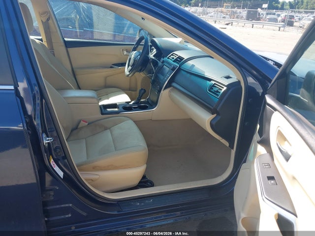 2016 Toyota CAMRY LE 照片 1