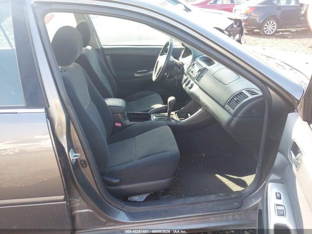 2004 Toyota CAMRY SE 照片 5