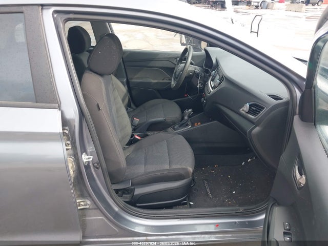 2019 HYUNDAI ACCENT SE 5