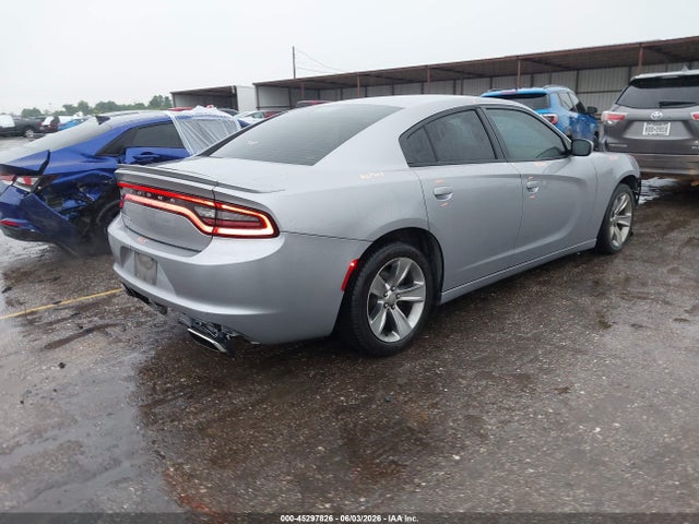 2015 Dodge CHARGER SE — фото 4