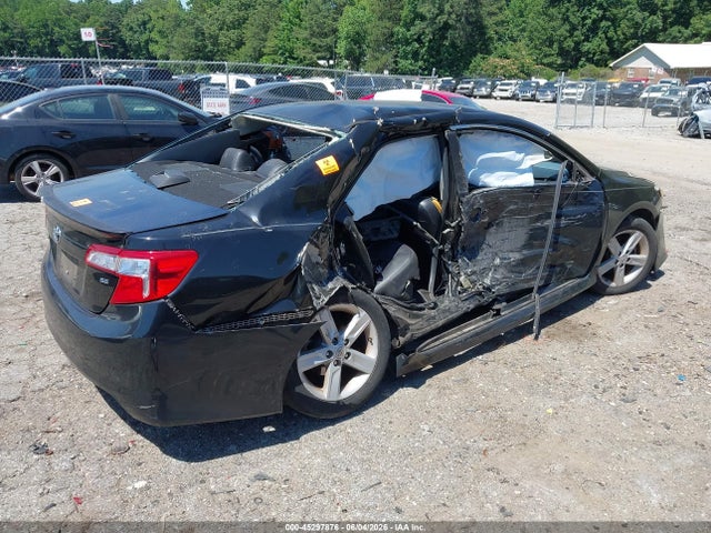 2014 Toyota CAMRY SE 照片 4
