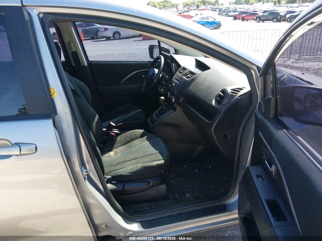 2013 Mazda MAZDA5 SPORT 照片 5