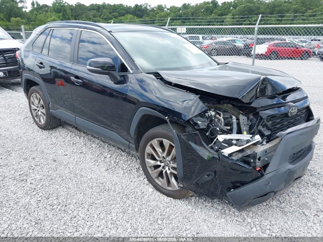 2022 TOYOTA RAV4 XLE PREMIUM