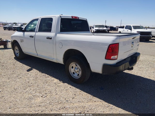 صورة 3 لـ 2019 RAM 1500 CLASSIC TRADESMAN 4X4 5'7 BOX