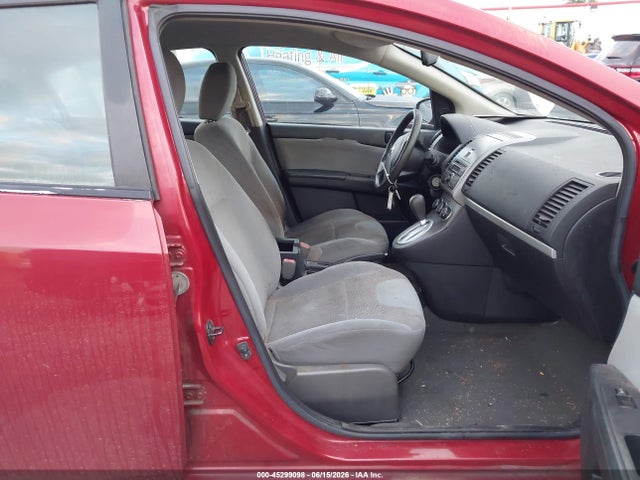 2011 Nissan SENTRA 2.0 照片 5