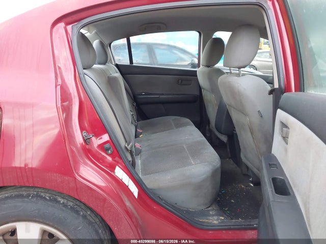2011 Nissan SENTRA 2.0 照片 8