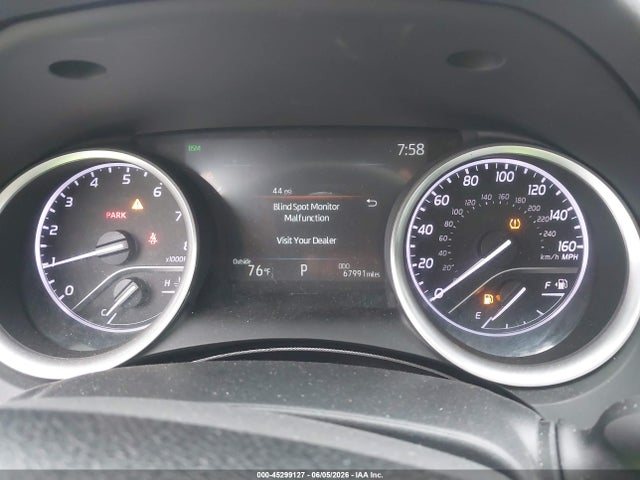 2023 TOYOTA CAMRY XLE 7