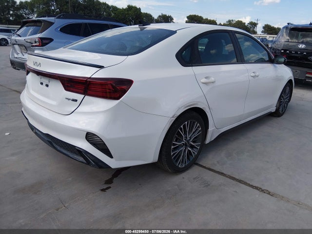 2023 KIA FORTE GT-LINE 4