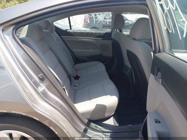 2018 Hyundai ELANTRA SE photo 8