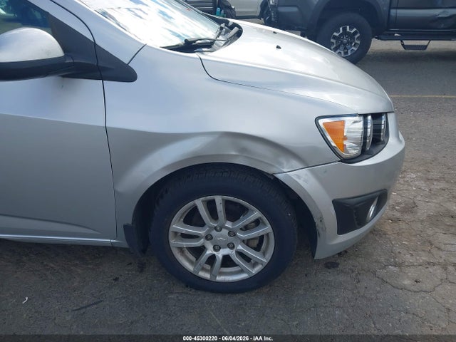 صورة مصغرة 17 لـ 2016 Chevrolet SONIC LT AUTO