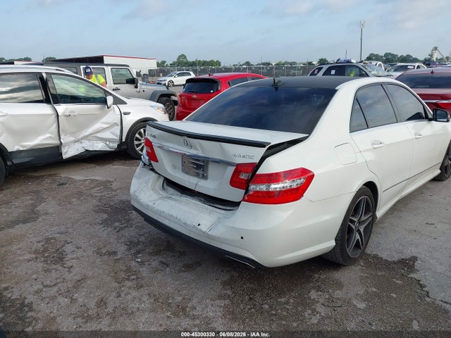 صورة 6 لـ 2011 Mercedes-BENZ E 350 4MATIC